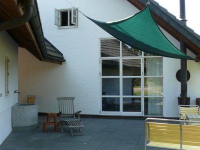 Mod. aufwendig, architektonisch stilgerecht saniertes Landhaus, Teilabriss u. Neuaufbau, hochwertiger, charmanter Innenausbau, Ihre neue Wohlfühloase Nähe Schluchsee, Feldberg, Bauerei Waldhaus, Badesee 