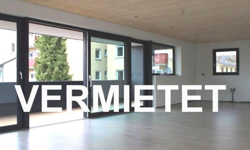 VERMIETET i. 2019 - 4 ½-Zi-Whg, ca. 150 m² Wohnfl., in neuem Energiehaus, Garage + Carport, EBK