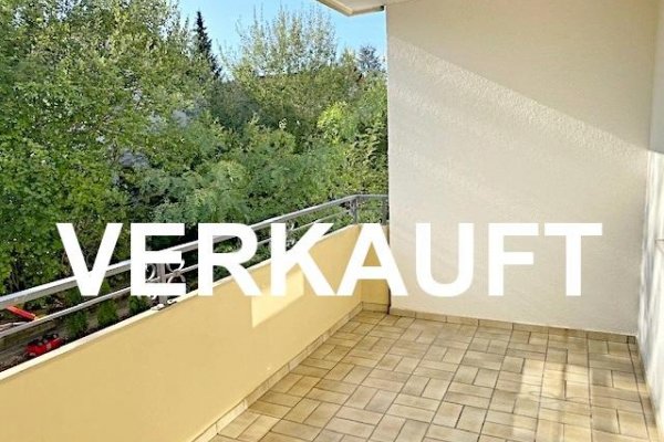 VERKAUFT i. 2021 - ruhig und sonnig gelegene 3 1/2-Zimmer-Wohnung mit herrlichem Fernblick – Nähe Kita / Kindergarten / Busstopp / Arz