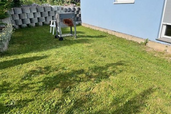 sonniges Gartengrundstück