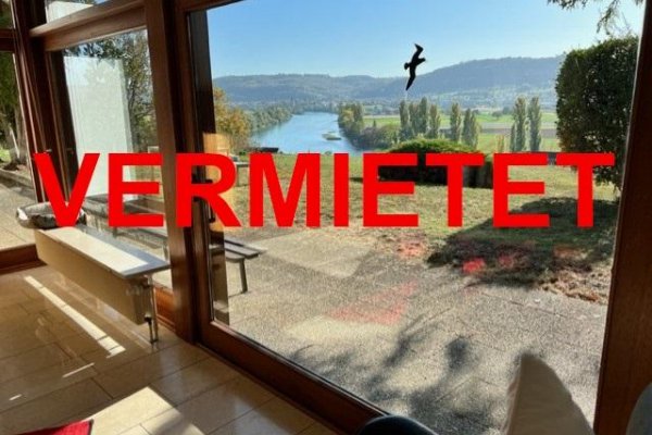 VERMIETET i. 2024 - Villenanwesen mit grossem Areal ca. 3.000 m², Privatzufahrt, traumhafter Rheinblick, EG-Etage knapp 160 m² Wohnfl., Kunst, Marmorböden, Garage auf Wunsch OG ca. 75 m² Wohnfl., 2 Studio, Balkon, Bad