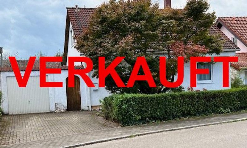 VERKAUFT i. 2024 - Familienfreundliches EFH, 6 ½ Zi., 2 Bäder, HobbyR, voll unterkellert, Garage, elektr. Torantrieb, ebenes ruhiges, sonniges (Ost-Südwest ausgerichtetes) Areal ca. 550 m², Naturzaunhecke, Sackgasse, Bj. 1987, ZH 2016 erneuert