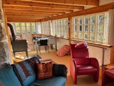 Hochw. sanierte, charmante Haushälfte Dachsberg, Klosterweiher, sonnig, nebelfrei, Wohnen in gesundem Klima, ca. 145 m² Wohnfl., 2 Bäder, Ost- und Südgartenfreisitz