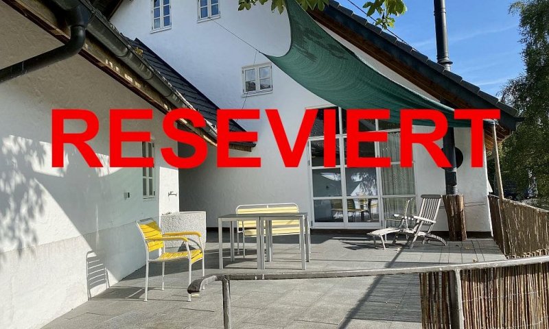 Haus im Haus, separat zugänglich, 2002 erstellt in idyllisch landschaftlicher Lage, Dachsberg, Klosterweiher, sonnig, nebelfrei, Wohnen in gesundem Klima, Büro/Arbeiten, Fussbodenheiz., Schwedenofen, Galerie, Studio, Seminarraum, Werkstatt über der Garage