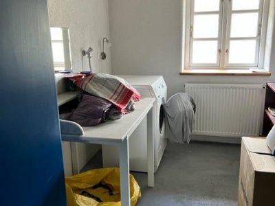 Haus im Haus, separat zugänglich, 2002 erstellt in idyllisch landschaftlicher Lage, Dachsberg, Klosterweiher, sonnig, nebelfrei, Wohnen in gesundem Klima, Büro/Arbeiten, Fussbodenheiz., Schwedenofen, Galerie, Studio, Seminarraum, Werkstatt über der Garage