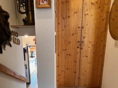 Ferienidyll, 2-Zi-ETW Falkau, 6km b. Schluchsee, ruhig, charmant, sonnig, lichtdurchflutet, alle Bodenbeläge, Terrasse + Blk, Fenster, Heizung erneuert, ebenerdig über eine halbe Treppe zugänglich, in herrlicher Naturlandschaft