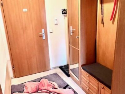 möblierte 2-Zimmer-Wohnung, hochwertige EBK, Balkon, Gemeinschaftssauna