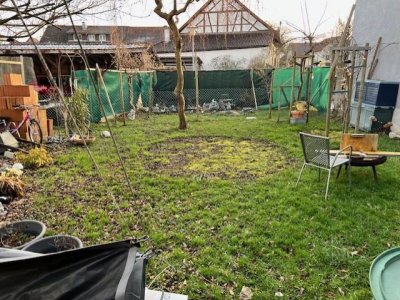 Ält. Haus m. Treppenlift, charmantem Garten, Wintergarten, Werkstatt, 5 Zi., 2 Garagen, ideal für Heimwerker u. Grenzgänger, Zollübergang + 