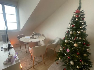 Waldshut-Innenstadt, Rheinstraße, Panoramarheinblick, energetisch sanierte, lichtdurchflutete Studio-Whg., ca. 89 m² Wohnfl., exklusive, hochwertige, gut ausgestattete EBK Essbar, Einbauten, Galerie, günstiger Energieverbrauch / eigene Etagenheiz. m. in