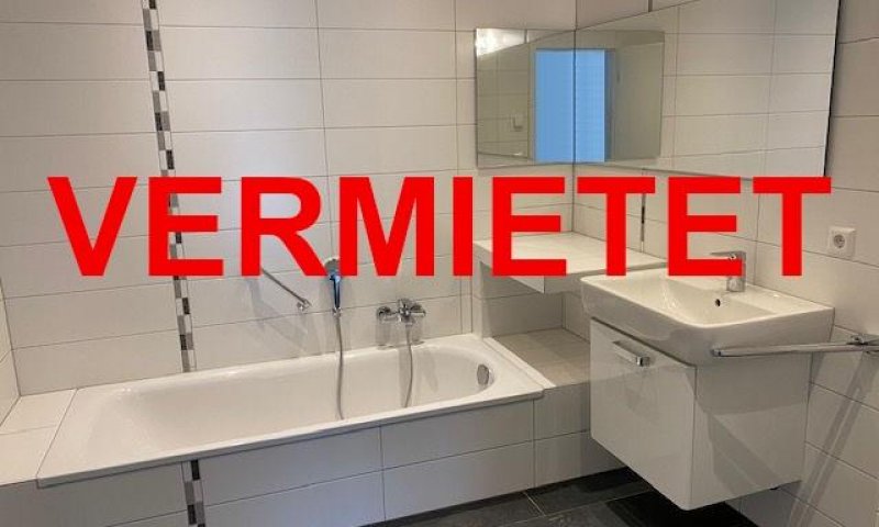 VERMIETET i. 2026 - Helle, modern ausgebaute 2 1/2-Zi-Terr.-Whg, 3fach-Verglasung, ca. 85m² Wohnfl., Terrasse, EBK, Parkett Eiche hell, Fussbodenheizung, helles, schickes Bad, ebenerdiger Zugang, Sprechanlage mit Bildschirm