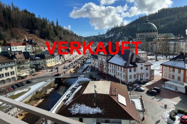 VERKAUFT i. 2026 - Penthouse-App., Südbalkon, traumhafter Blick auf Dom und Alb, Lift, ganztragshausmeisterbetreut, EBK, Bad mit Badewanne, zentrumsnah, gesamte Infrastruktur vor der Türe