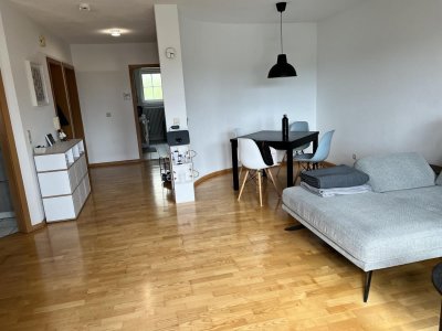 Attraktive, ruhig, zentrumsnah gelegene 3-Zi-ETW Waldshut, Nähe Kaiserstraße, Sonnenbalkon, Fussböden Massivholzparkett, kleine WE, nur 6 Einheiten, Einzelgarage 