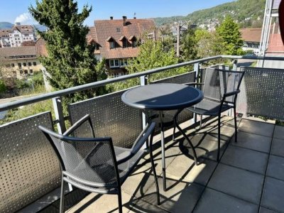 Attraktive, ruhig gelegene 3-Zi-ETW Waldshut, fussläufig 3 Min. zur Kaiserstraße, Sonnenbalkon, Parkett, kleine WE, eig. Heizung, 3fach-Verglasung, nur 6 Einheiten, Einzelgarage