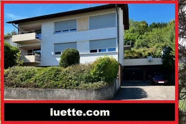 3-Zi-Whg, ca. 94 m² Wohnfl., Rheinblick, gr. Sonnenterrasse und Balkon, Gartenspielbereich, EBK, in kl. 2FamH, Nähe Schule, Bushaltestelle, fussläufig ca. 5 Min. in Stadtzentrum, Garage auf Wunsch