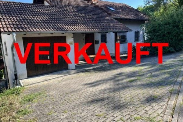 VERKAUFT i. 2026 - EFH beste, sonnige Lage Horheim, 6 Zi., gr. Blk., Gartenfreisitz + Haus, Platz f. Pool, 2-Zi-ELW, Schwedenofen, Wintergarten, Terrasse, 2 Garagen, Carport, Areal ca. 800m²