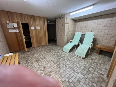 Exkl. möblierte 2-Zi-Whg, 